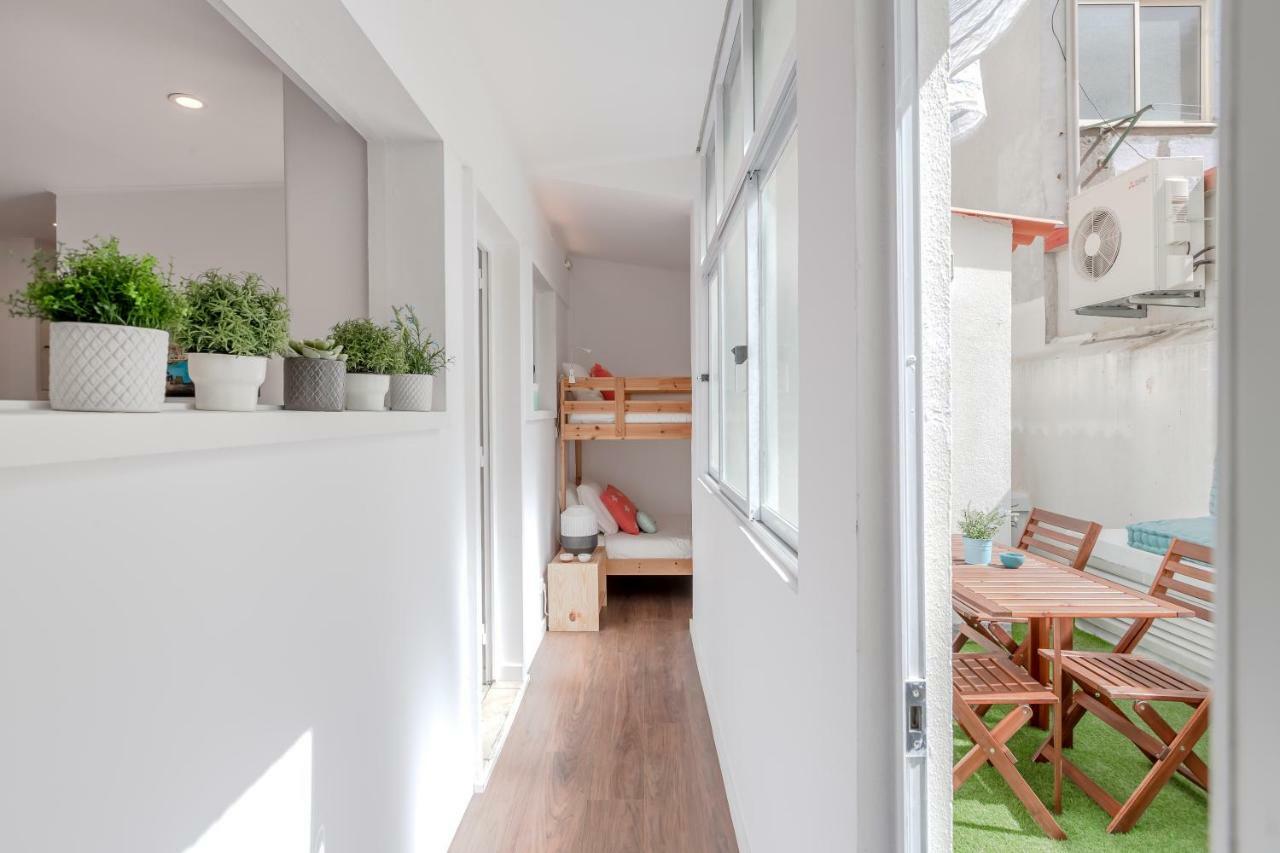 Sunny Apartment With Patio, By Timecooler Lisboa Exteriér fotografie